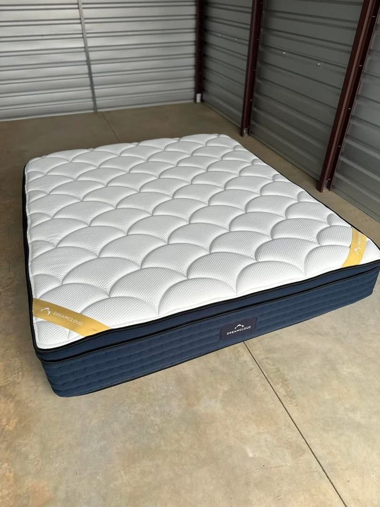 KING DreamCloud Premier Rest Foam Mattress - Delivery Available