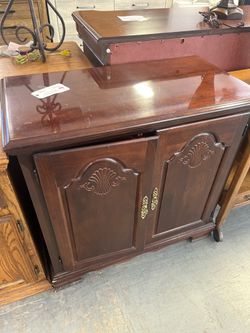 Traditional Cherry-Toned Bar Cabinet