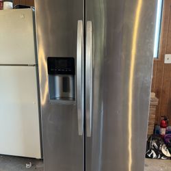 Kenmore Side By Side Refrigerator 