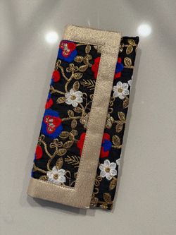 Embroidered Floral Fabric Clutch Wallet