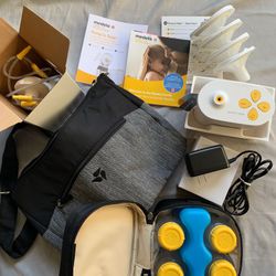 Medela Pump In Style with MaxFlow Double Electric Breast Pump  