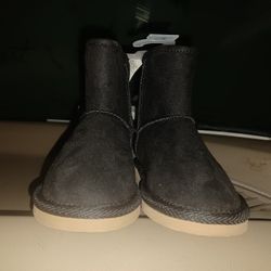New Old NAVY Black BOOTS$25.