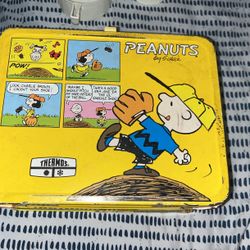 Vintage Snoopy Lunchbox