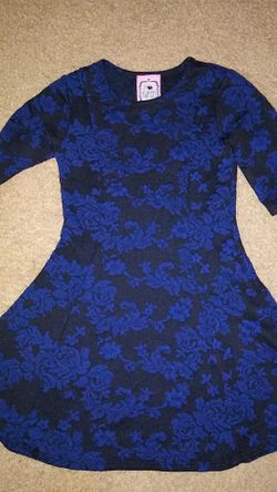 Girls (size 7)blue and black dress