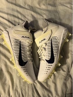 Nike alpha menace pro 2 football cleats