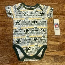 NFL Team Apparel Greenbay Packers baby onesie 3-6 months green and yellow NWT