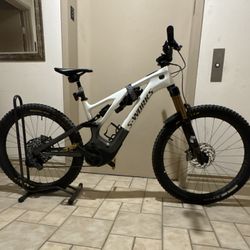 2020 people Specialized S-Works Turbo Levo (S4-Large)