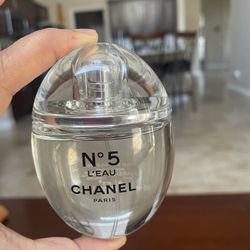New Opened Box Chanel No 5 L’eau 50 ML. Limited Edition . 