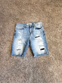 Guess Shorts Size 32”