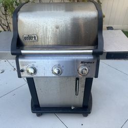 Weber Spirit SX-315 LP BBQ Propane Grill