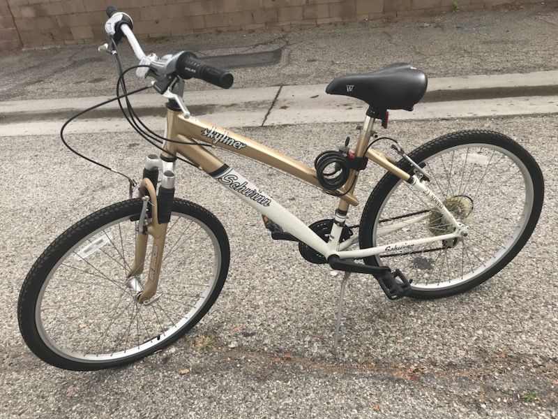 Schwinn Skyliner 7 Speed women’s Bike