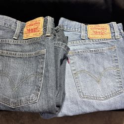 Levi’s 527