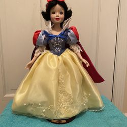 Snow White Disney Brass Key Porcelain Doll