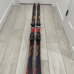 Vintage Salomon Equipe 8000 Skis - Length 182cm (6ft)