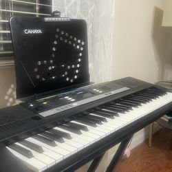 Piano Yamaha-color:black, 61 keys,keyboard