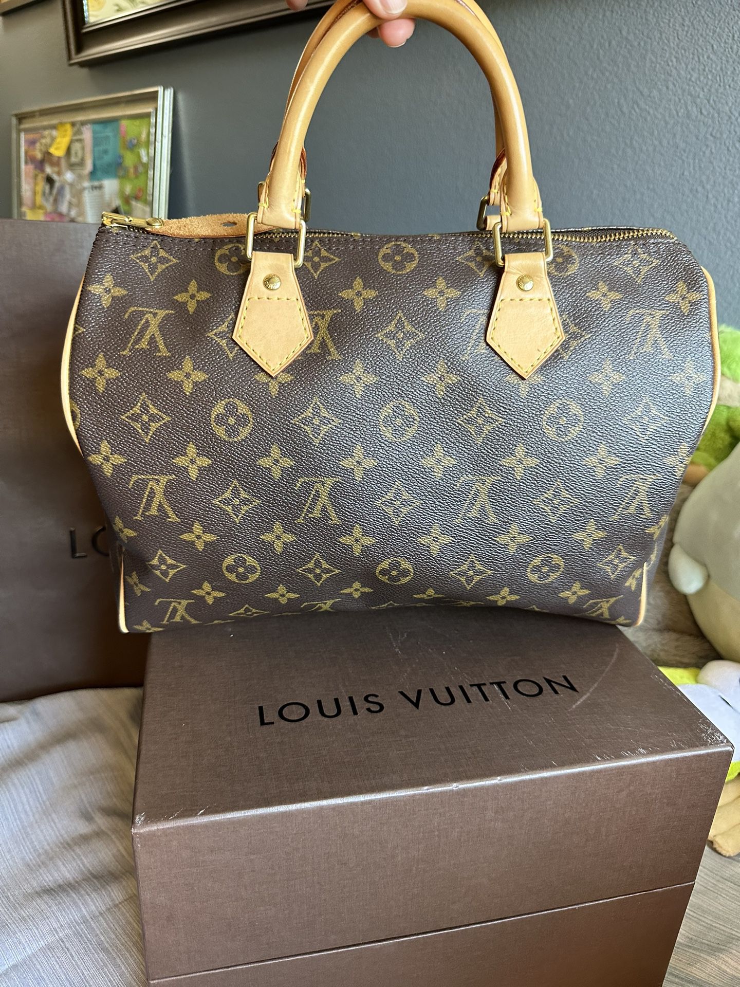 Louis Vuitton for Sale in Vancouver, WA - OfferUp