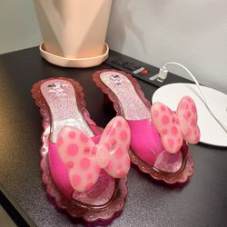 Minnie Mouse Heels 