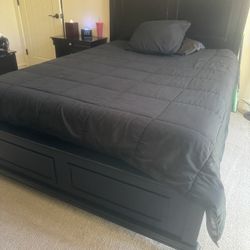 Queen Bed Set