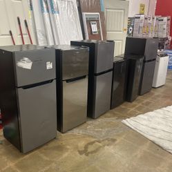 Mini Fridge 
