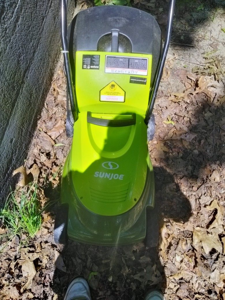 Leaf Blower And Lawn Mower