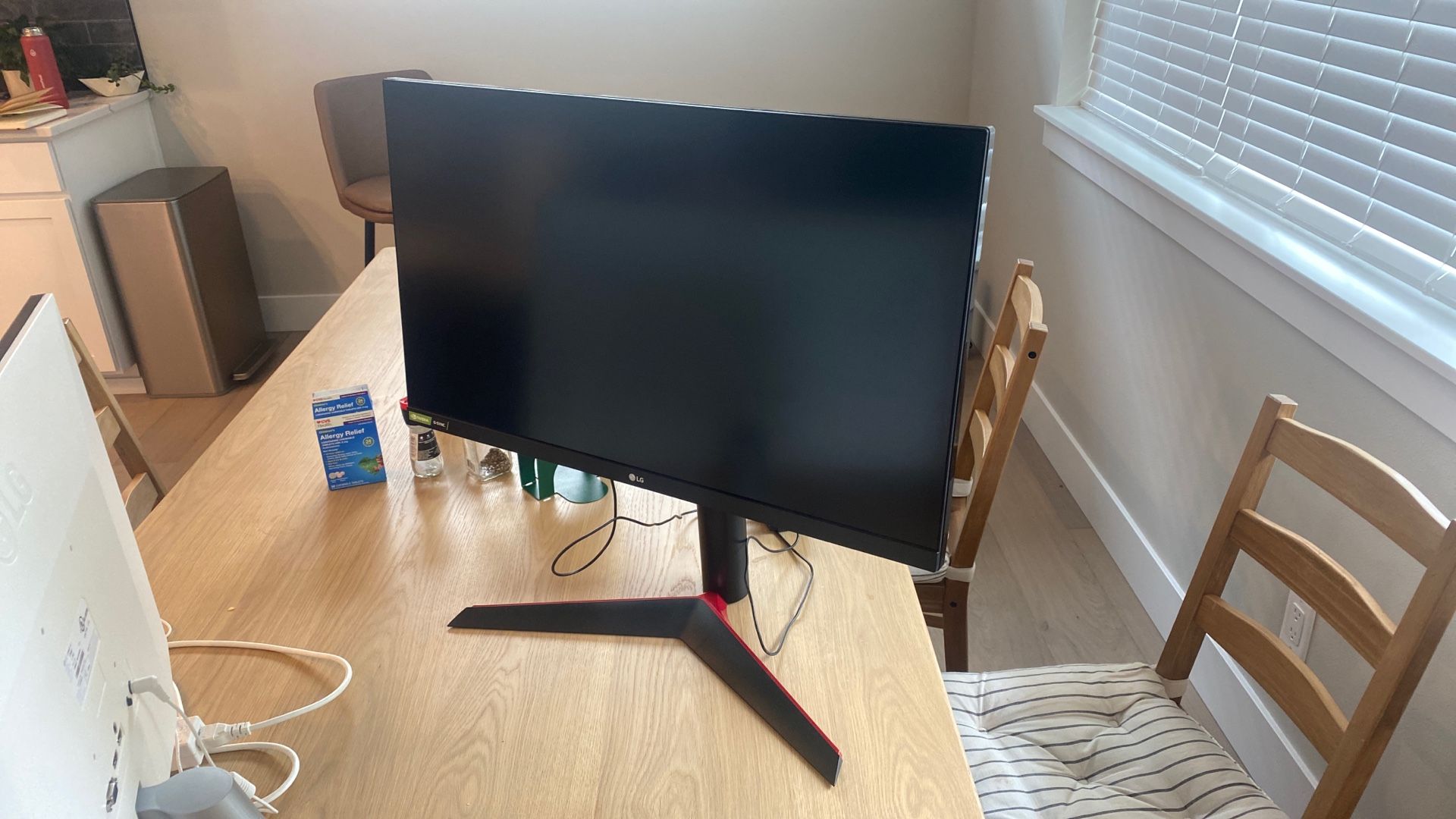Lg 27” Nvidia G-sync Monitor