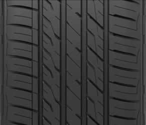 Set of 4 Continental TX 235 65 17 like new