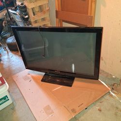 42" Panasonic Tv