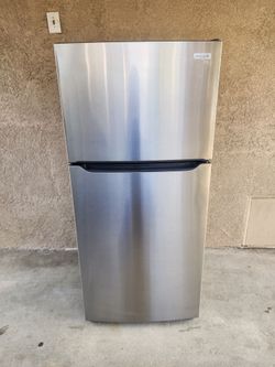 3MONTHS WARRANTY 30X30X66 FRIGIDAIRE FRIDGE 18CUFT SILVER