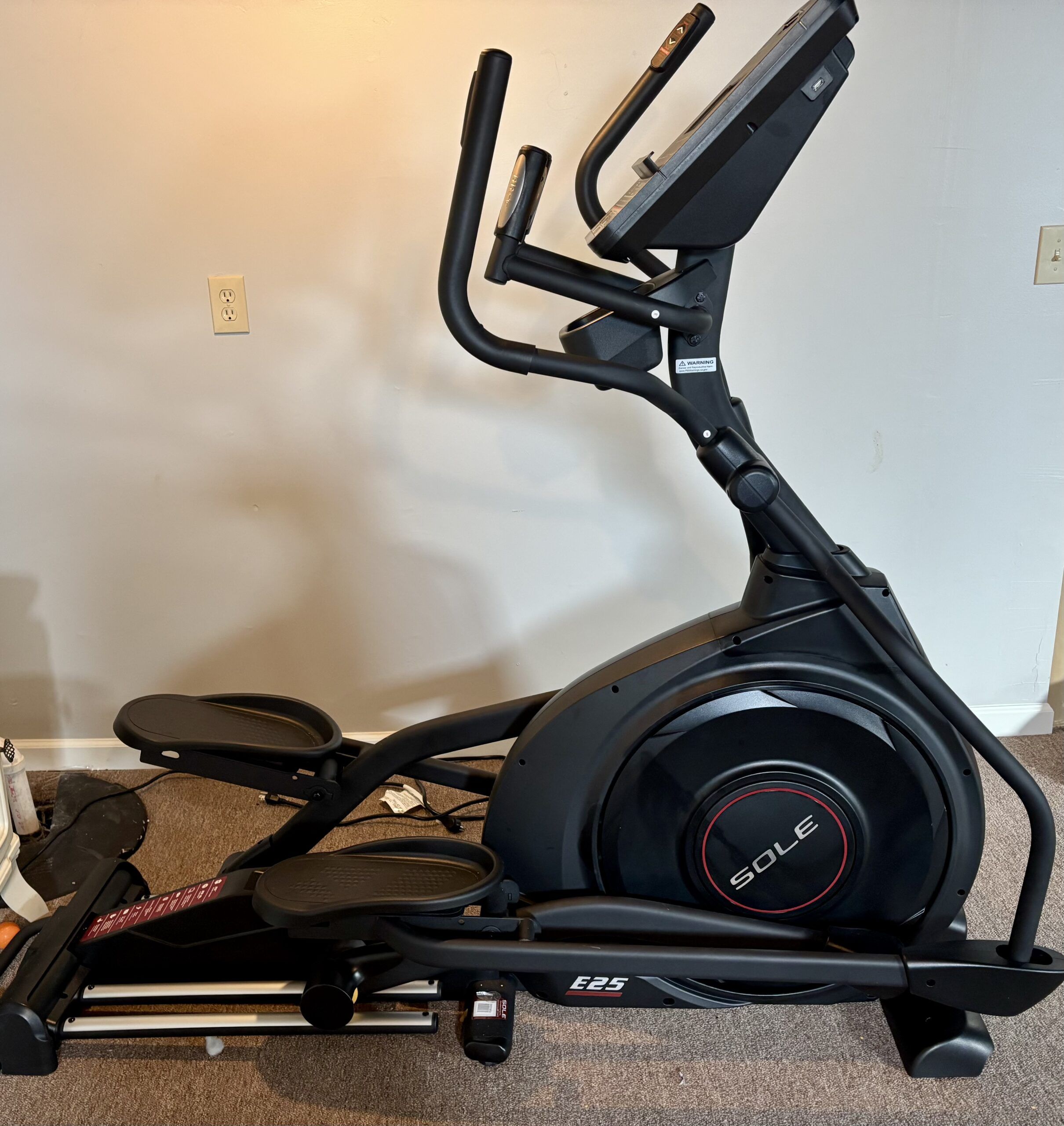 2014 Bowflex Max Trainer Elliptical in Very Good Condition 51-200 Rides - Buckeye, AZ