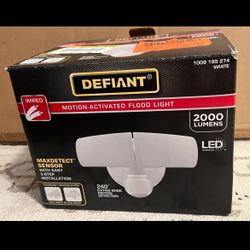 Defiant MaxDetect Motion Wired 2-Head Dusk-to-Dawn LED Security Flood Light