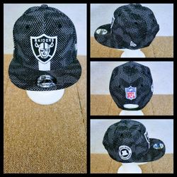 LAS VEGAS RAIDERS NFL FOOTBALL 🏈 SNAPBACK HAT. 