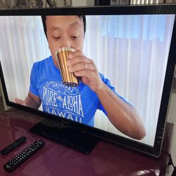 📺 PANASONIC 42” TV + AMAZON FIRE STICK – EXCELLENT CONDITION