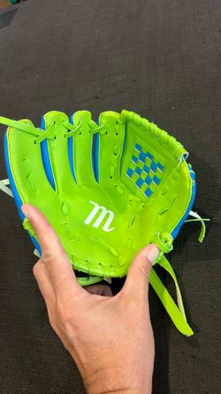 Kids Baseball Glove 4-6 Year Old