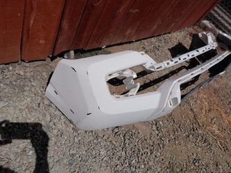 2016 - 2023 TOYOTA TACOMA FRONT BUMPER COVER GENUINE USED OEM.  NCFF