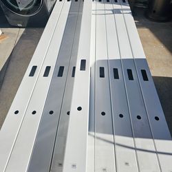 CATALYST WHITE VYNIL FENCE 66 ft..10 POSTS (8.5 ft) and 11 KITS (6 ft PANEL AND RAILS)..NEW..$ 1,200