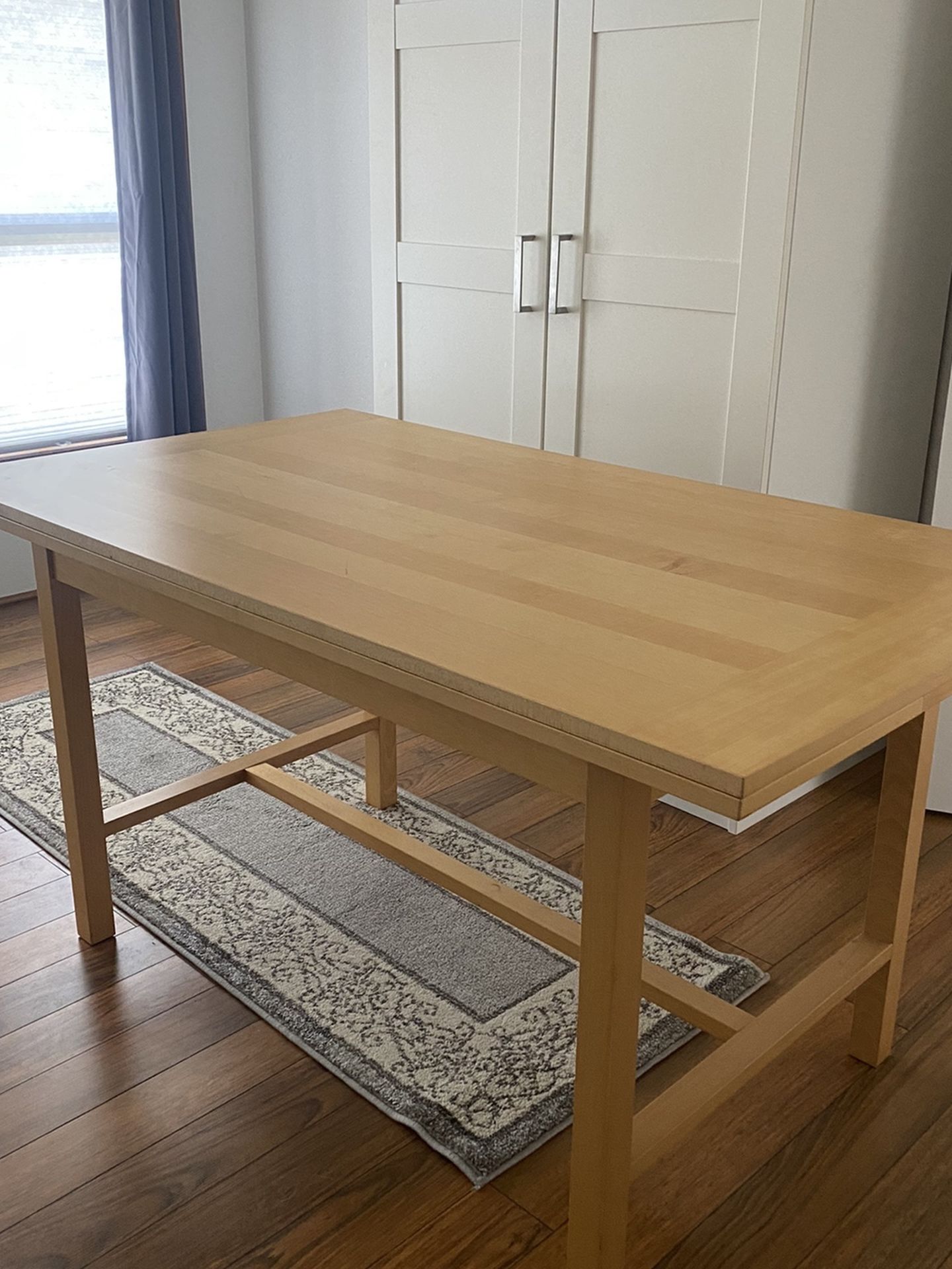 Crate And Barrel Expanding Table/desk