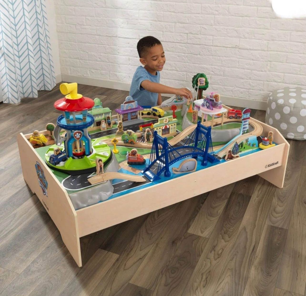 🐾 Wooden Play Table – 73-Piece Set, New in Box 🚒✨