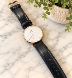 Daniel Wellington Classic Sheffield Watch – Rose Gold