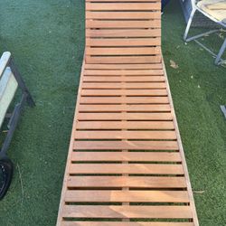 SAFAVIEH OUTDOOR POOL CHAIR