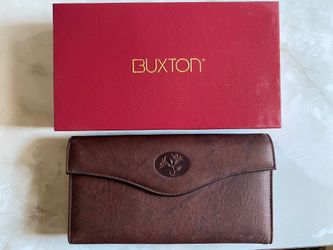 BUXTON Organizer Clutch Wallet