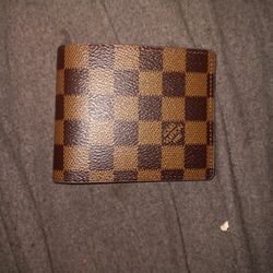 Louis Vuitton Bifold Wallet Great Condition 