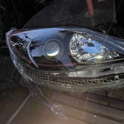 Front head lite assembly for Mazda 3  car from 2010 to 2013