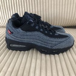 New Authentic Nike Levi’s Air Max 95 Size 10.5
