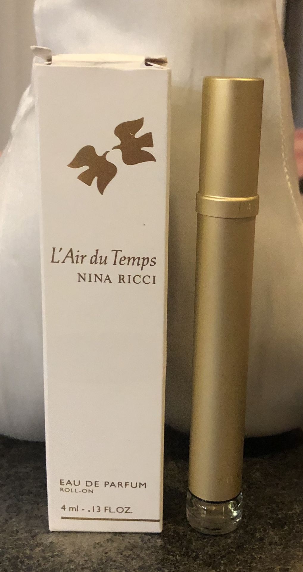 Nina Ricci L’air Du Temps Eau De Parfum Roll-on, .13oz Very Rare Vintage-New In Box