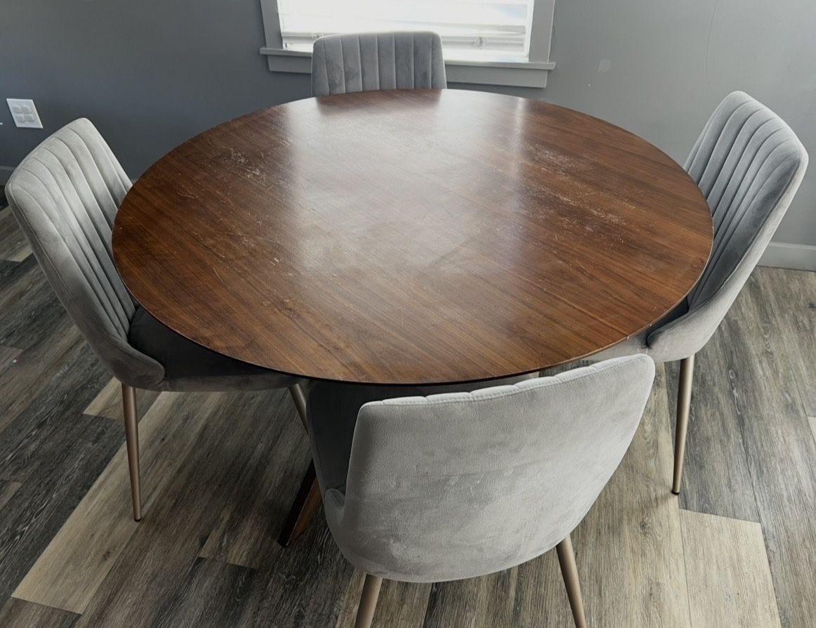 Dining Table Set