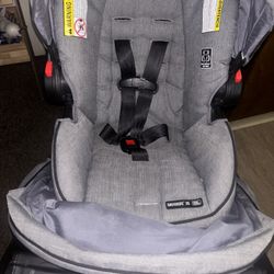 Graco Stroller/car seat combo 