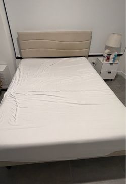 Queen bed
