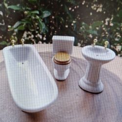 1/12 Scale Dollhouse Porcelain Bathroom Set