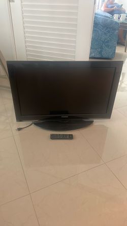 Toshiba 32 Inch Tv With Remote Works Great