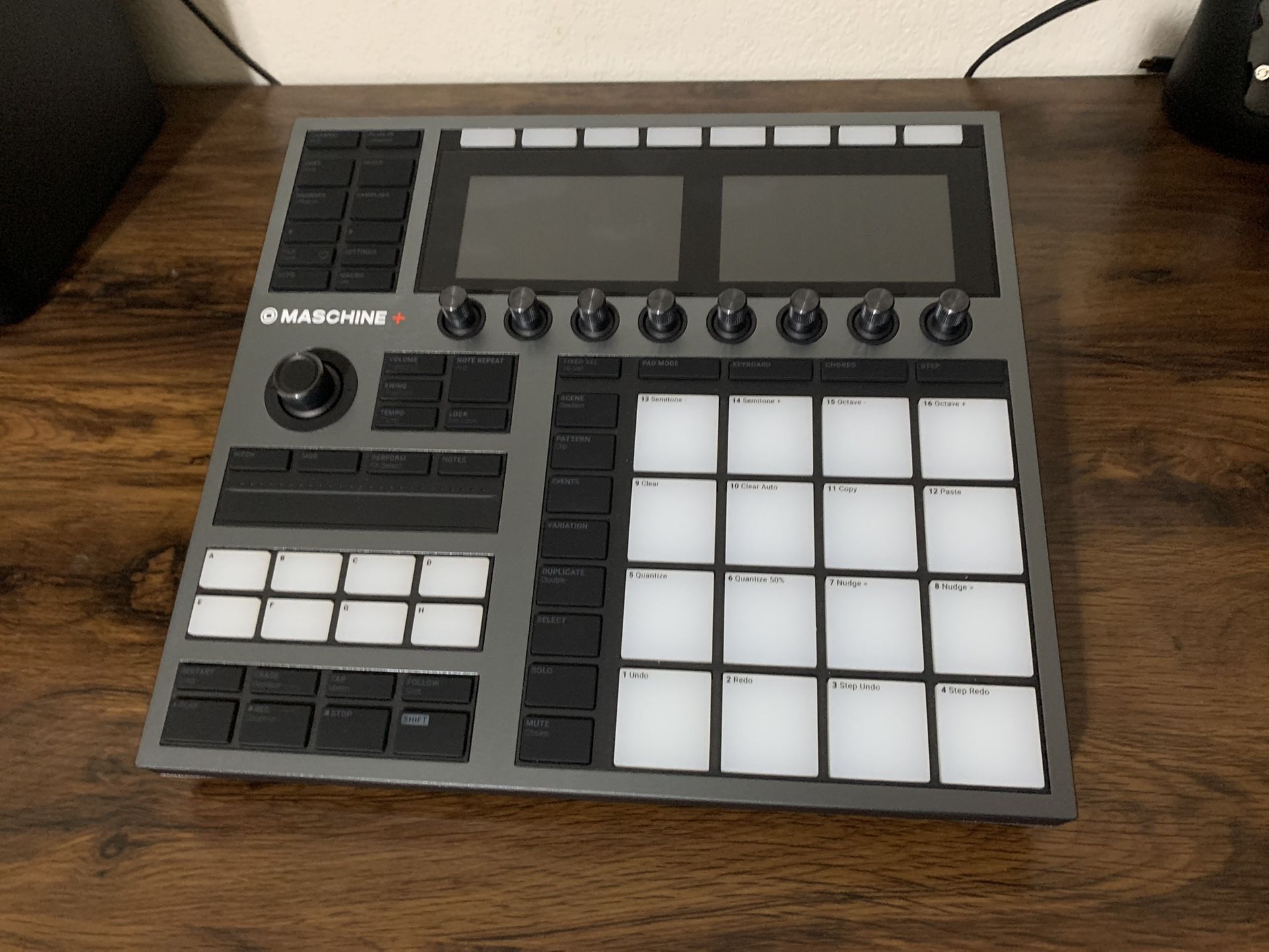 Maschine Plus 